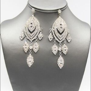 Silver w/Rhinestone Chadelier Earrings